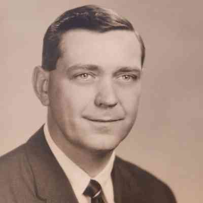 Photos of Robert Renneckar