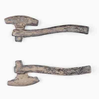 Carpenter Silver Axe Collar Insignia