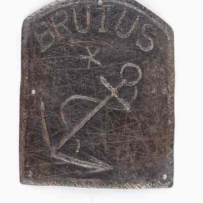 Brutus Silver Domed Hat Plate