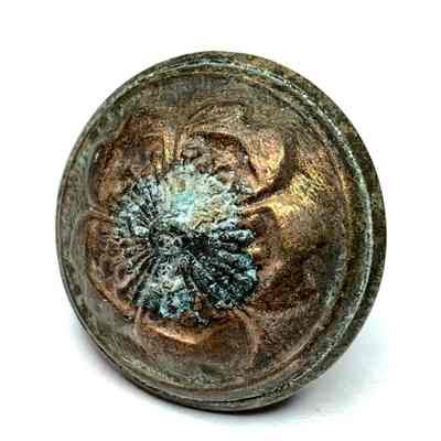 Imperial Japanese Army Officer Brass Button #2