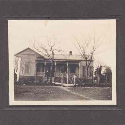 Lux Homestead [Cabinet Card]