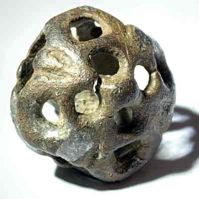 French Military Doublet Button - Jean Rebault Fleet Matanzas Massacre Site #3 (121)