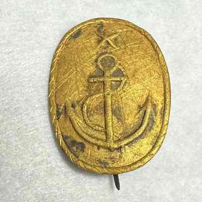 Marine Gold Shoulder Pin