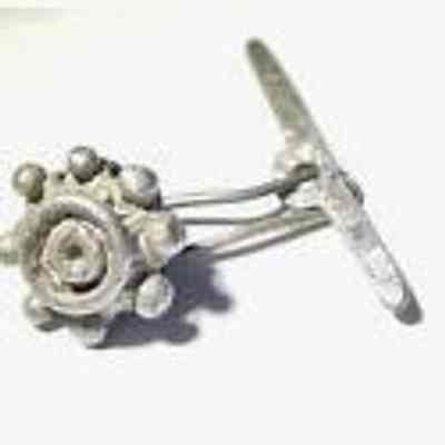 Menendez Expedition [Button]