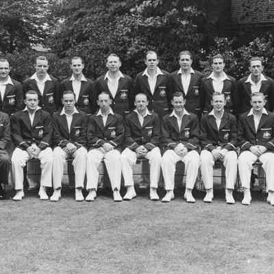 Australian cricket team x2