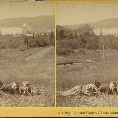 Fabyan House (White Mountains) from Turnpike