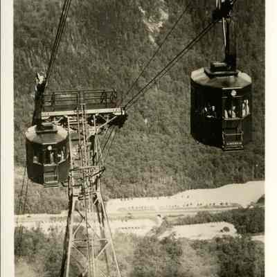 Cannon Mt. Aerial Tramway. Franconia Notch, N.H.
