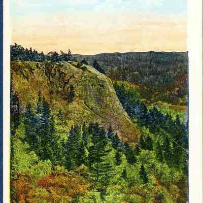 Elephant's Head at Entrance to Crawford Notch