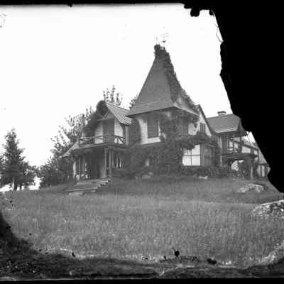 Carpenter Gothic Style House