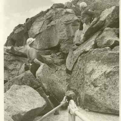 Conversations atop The Old Man of the Mountain