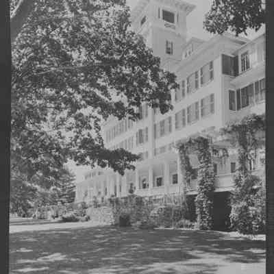 The Mountain View Grand