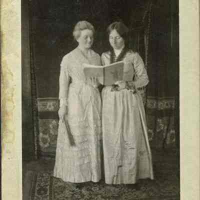 Women Posed in Studio