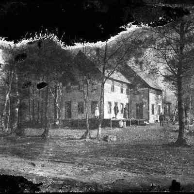 House with Yard