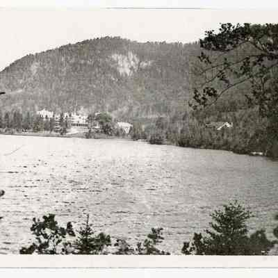 Lake Gloriette