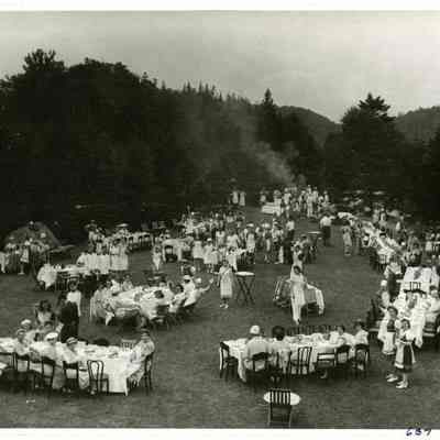 Outdoor Dining at The Balsams