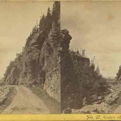 Gates of Crawford Notch