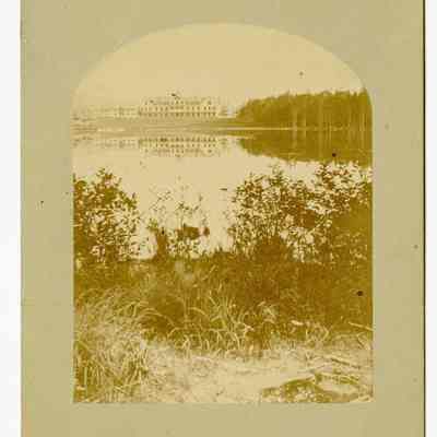 Crawford House Pond View