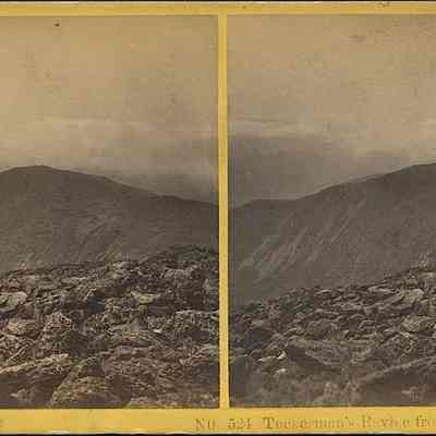 Tuckerman's Ravine, from Mt Washington.
