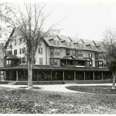Wentworth Hall and Cottages, Jackson, NH