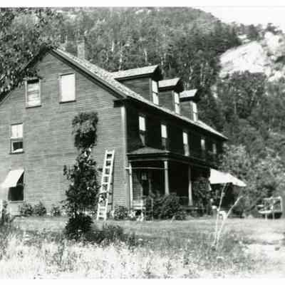 Balsam's Hotel building