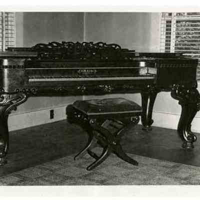 Twin Mountain House Piano