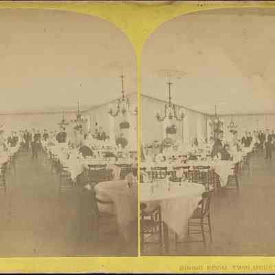 “Dining Room Twin House