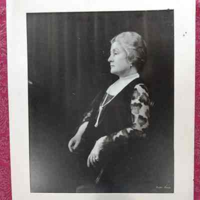 Photograph of Unknown Woman