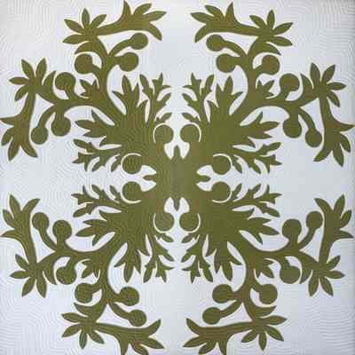Hawaiian Quilt - Untitled (with a dark Green Ulu)