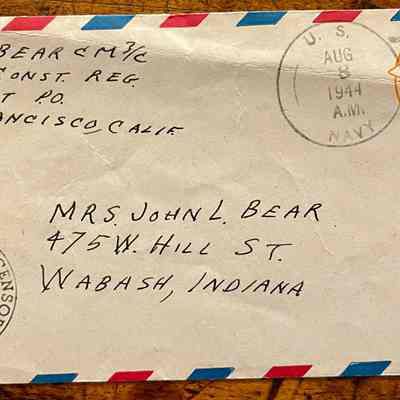 Envelope - Robert Milner Bear to Mom, Mrs. John L. Bear (Postmarked Aug. 8, 1944)