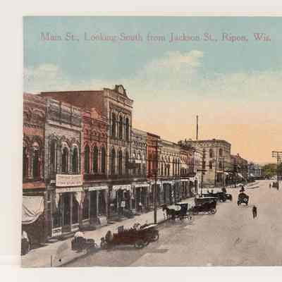 Square Looking South - 1914