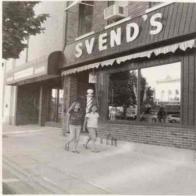 Svend's Barber Shop 110 Watson
