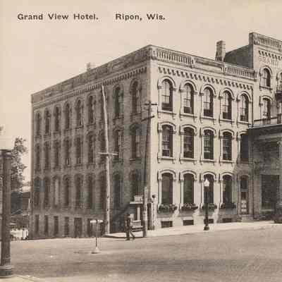 Grand View w/Masonic Lodge at right. Undated.