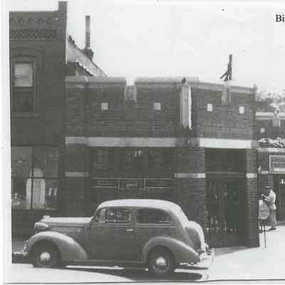 Biegick's Garage, northeast corner Watson and E. Fond du Lac. c. 1930s