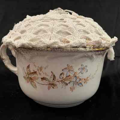 Chamber Pot