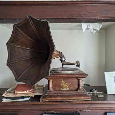 Gramophone