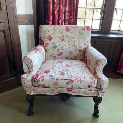 Arm chair