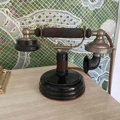 Telephone