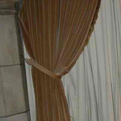 Curtain