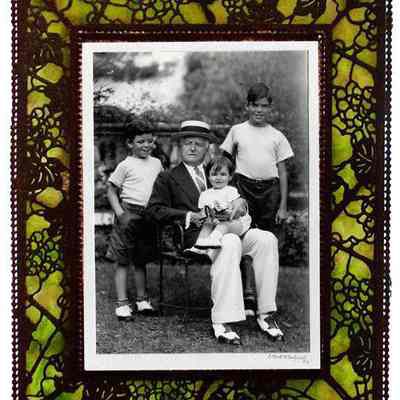Frame For Picture of William Robertson Coe and Three of his Grandsons
