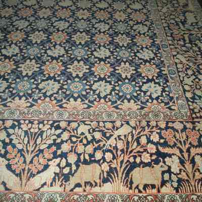Rug