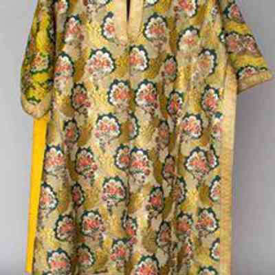 Brocade Chausible