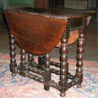 Table, Gateleg