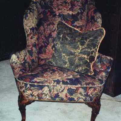 Chair, Wing