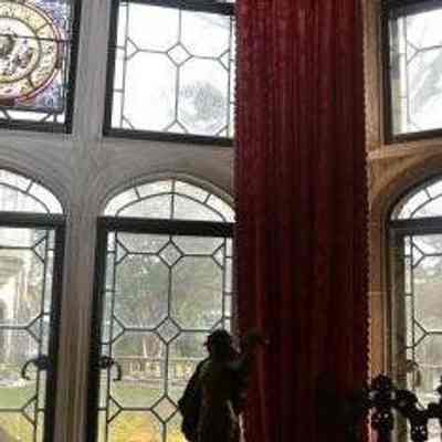 Curtain
