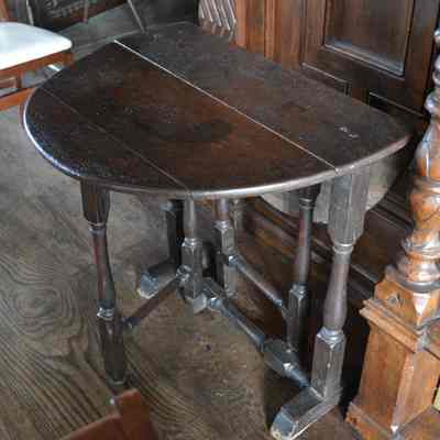 Gateleg Table