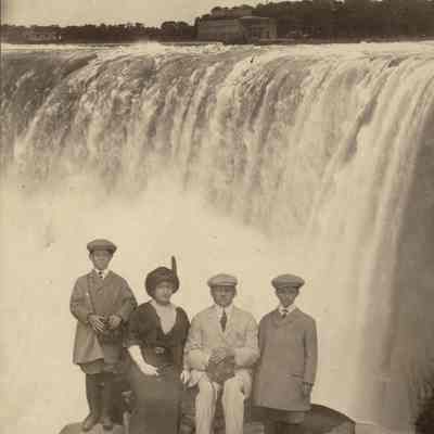 Coe_Family_022: Mai Coe at Niagara Falls with W.R. Coe, William Rogers Coe, and Robert D. Coe