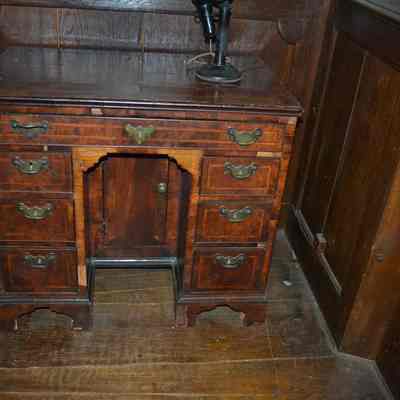 Desk