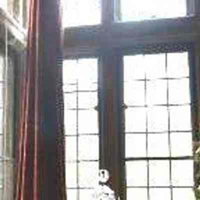 Curtain
