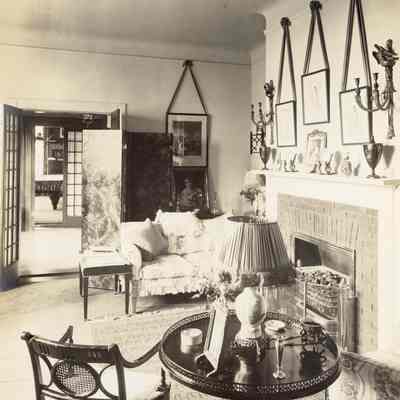 Byrne_011: Interior of Byrne House, photographed by August Patzig