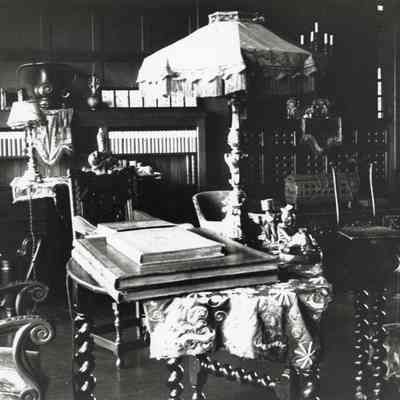 Byrne_038: Interior of desk and lamp